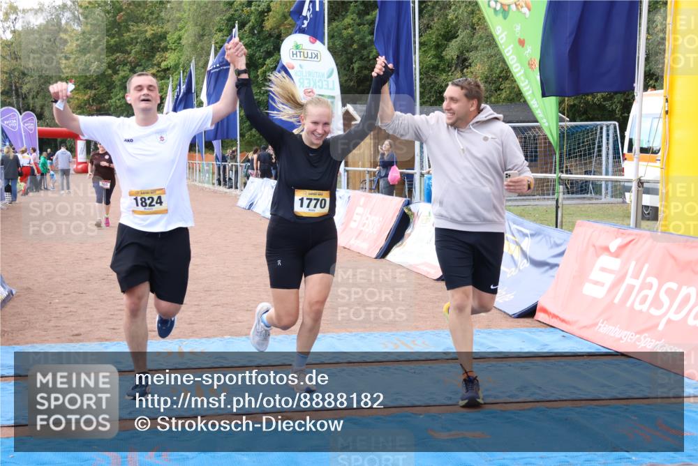 14.09.2025 - Airport Race Strokosch-Dieckow http://msf.ph/oto/8888182 14.09.2025 12:58:12 Ziel 165, 1824, 2131 meine-sportfotos.de