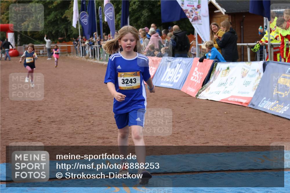 14.09.2025 - Airport Race Strokosch-Dieckow http://msf.ph/oto/8888253 14.09.2025 10:31:38 Ziel 3069, 3243, 3494, 3738 meine-sportfotos.de