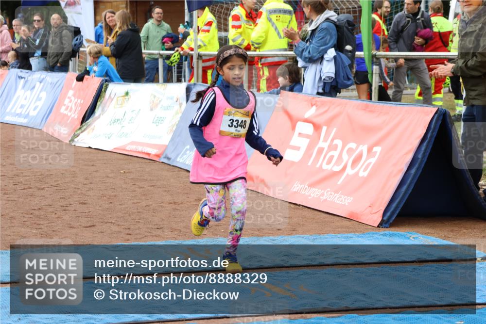 14.09.2025 - Airport Race Strokosch-Dieckow http://msf.ph/oto/8888329 14.09.2025 10:31:50 Ziel 3348, 3353 meine-sportfotos.de