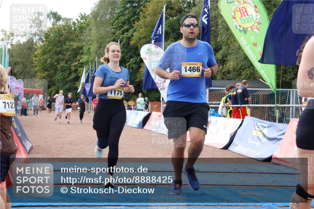 14.09.2025 - Airport Race Strokosch-Dieckow http://msf.ph/oto/8888425 14.09.2025 12:59:49 Ziel 370, 614, 1094, 1146, 1175, 1466, 1619, 2183 meine-sportfotos.de