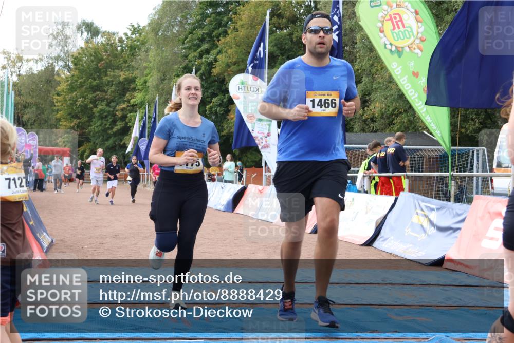 14.09.2025 - Airport Race Strokosch-Dieckow http://msf.ph/oto/8888429 14.09.2025 12:59:49 Ziel 370, 614, 1094, 1146, 1175, 1466, 1619, 2183 meine-sportfotos.de