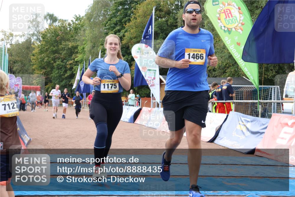 14.09.2025 - Airport Race Strokosch-Dieckow http://msf.ph/oto/8888435 14.09.2025 12:59:49 Ziel 370, 614, 1094, 1146, 1175, 1466, 1619, 2183 meine-sportfotos.de