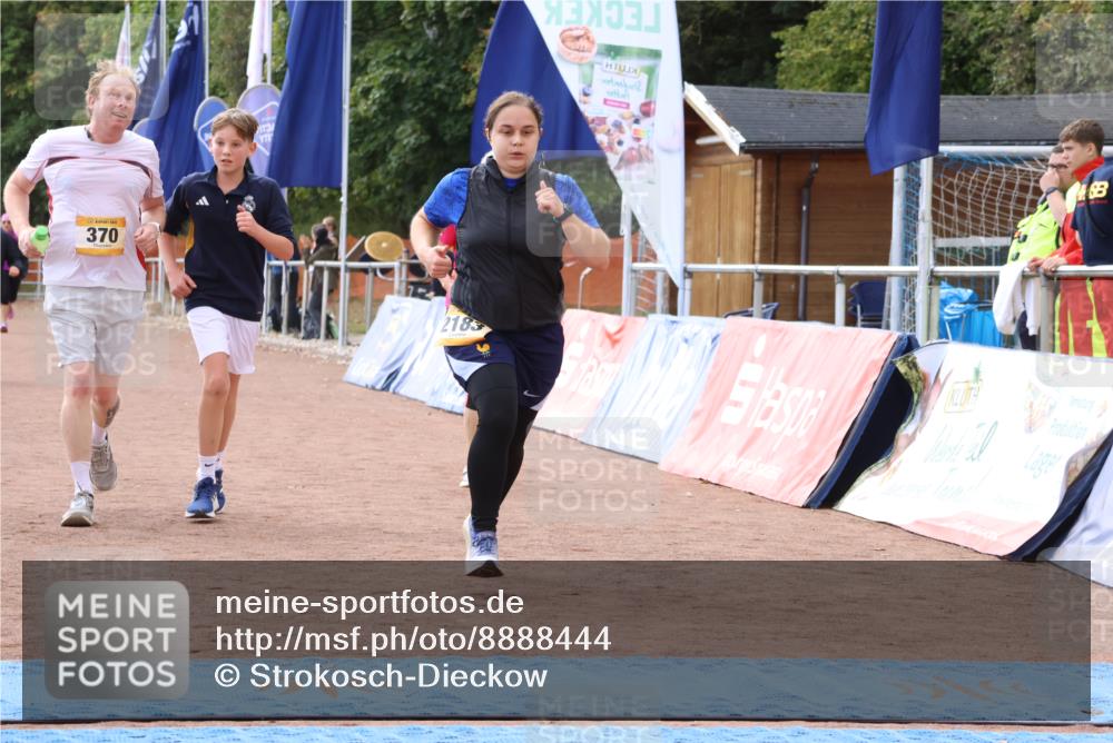 14.09.2025 - Airport Race Strokosch-Dieckow http://msf.ph/oto/8888444 14.09.2025 12:59:55 Ziel 370, 1146, 1380, 1609, 2183, 4103 meine-sportfotos.de