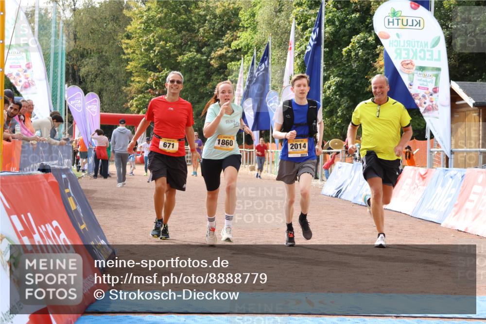 14.09.2025 - Airport Race Strokosch-Dieckow http://msf.ph/oto/8888779 14.09.2025 13:01:02 Ziel 671, 1860, 2014 meine-sportfotos.de