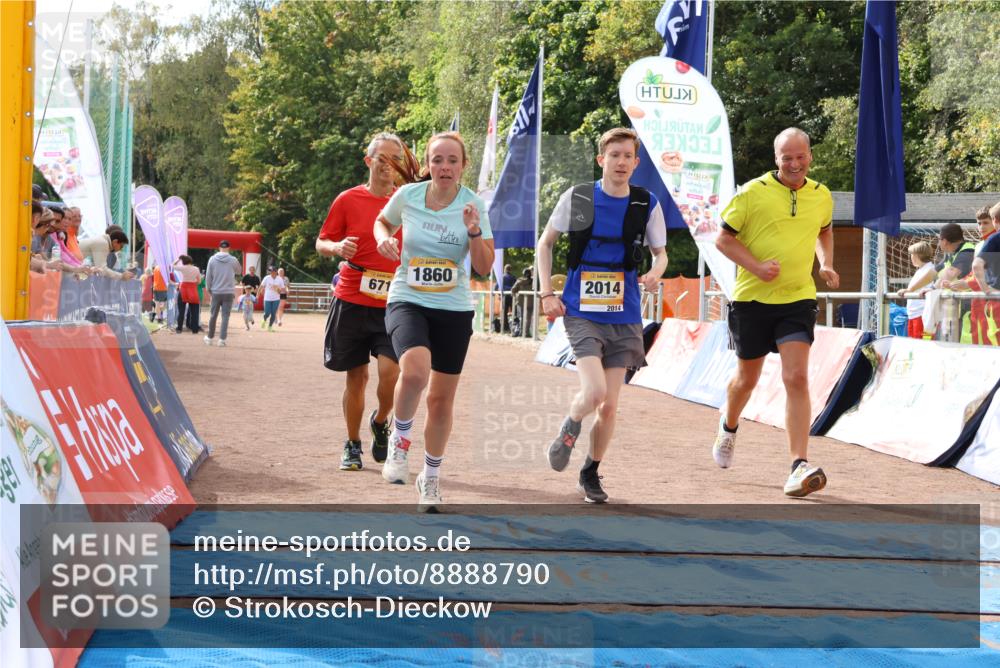 14.09.2025 - Airport Race Strokosch-Dieckow http://msf.ph/oto/8888790 14.09.2025 13:01:03 Ziel 671, 1860, 2014 meine-sportfotos.de