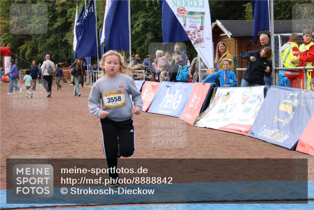 14.09.2025 - Airport Race Strokosch-Dieckow http://msf.ph/oto/8888842 14.09.2025 10:32:57 Ziel 3312, 3558 meine-sportfotos.de