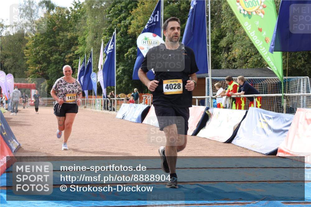 14.09.2025 - Airport Race Strokosch-Dieckow http://msf.ph/oto/8888904 14.09.2025 13:01:21 Ziel 1472, 1757, 4028 meine-sportfotos.de