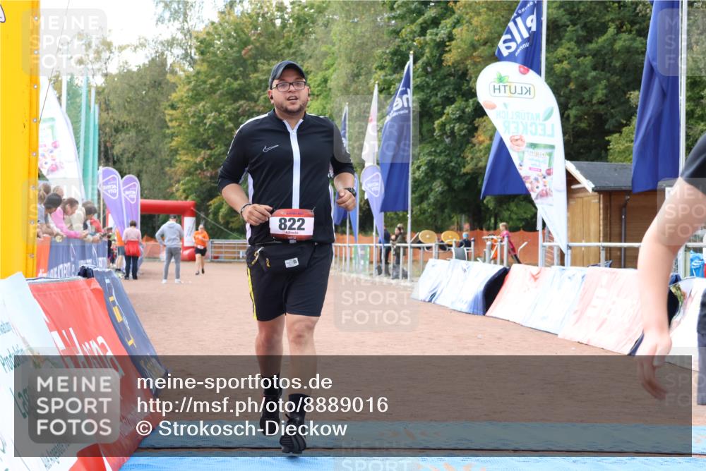 14.09.2025 - Airport Race Strokosch-Dieckow http://msf.ph/oto/8889016 14.09.2025 13:01:46 Ziel 550, 822 meine-sportfotos.de