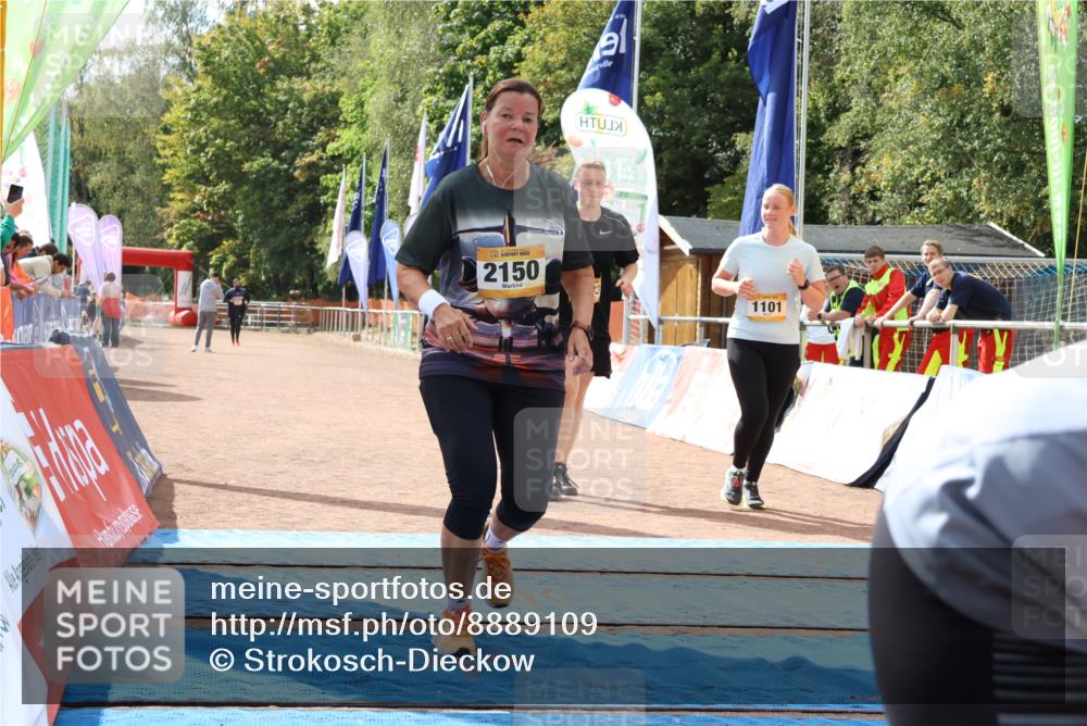 14.09.2025 - Airport Race Strokosch-Dieckow http://msf.ph/oto/8889109 14.09.2025 13:02:30 Ziel 1101, 1933, 2150 meine-sportfotos.de