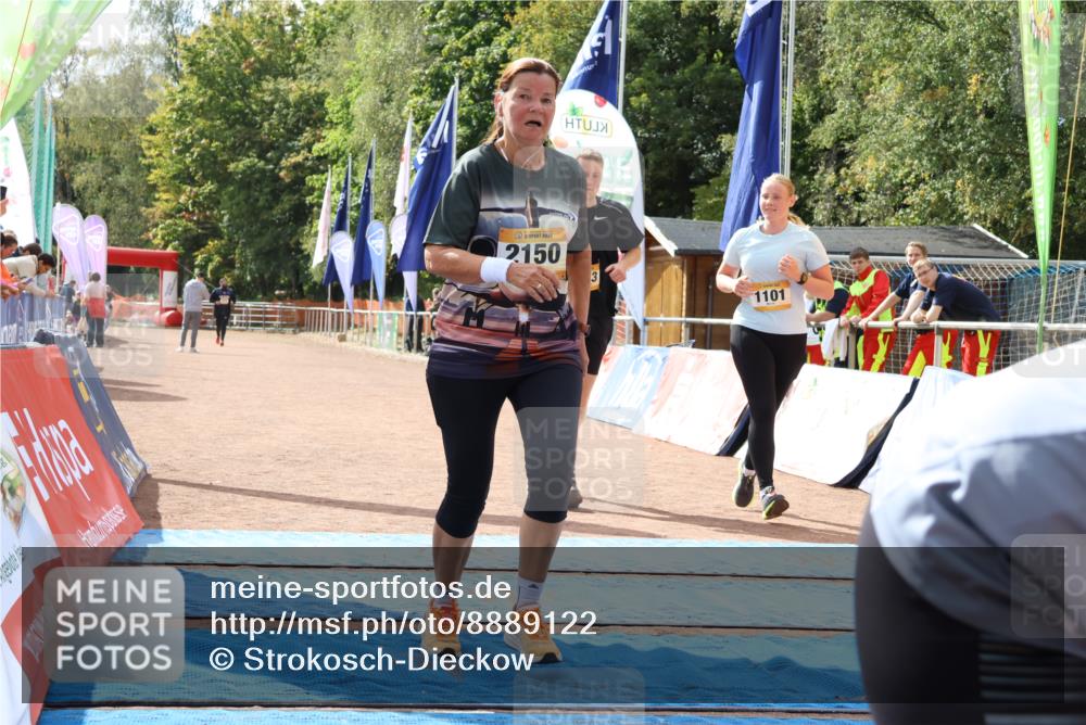 14.09.2025 - Airport Race Strokosch-Dieckow http://msf.ph/oto/8889122 14.09.2025 13:02:31 Ziel 1101, 1933, 2150 meine-sportfotos.de