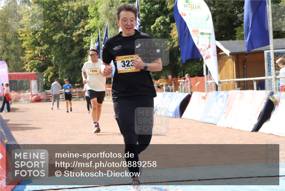 14.09.2025 - Airport Race Strokosch-Dieckow http://msf.ph/oto/8889258 14.09.2025 13:03:01 Ziel 323, 1806, 2026 meine-sportfotos.de