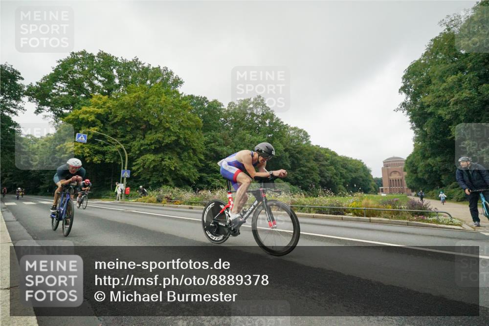 14.09.2025 - Stadtparktriathlon Michael Burmester http://msf.ph/oto/8889378 14.09.2025 09:11:21 Radfahren 312, 313, 321, 332, 405, 408, 416, 423, 436 meine-sportfotos.de