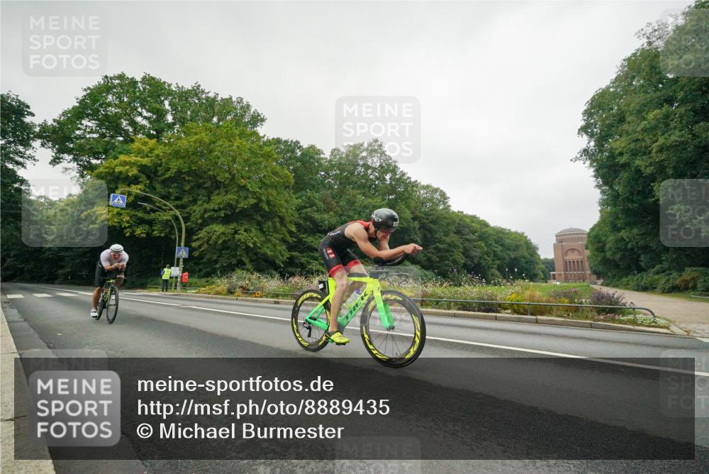 14.09.2025 - Stadtparktriathlon Michael Burmester http://msf.ph/oto/8889435 14.09.2025 09:13:10 Radfahren 314, 397 meine-sportfotos.de