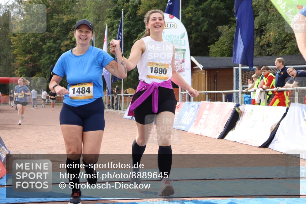 14.09.2025 - Airport Race Strokosch-Dieckow http://msf.ph/oto/8889645 14.09.2025 13:04:19 Ziel 957, 1008, 1484, 1890 meine-sportfotos.de