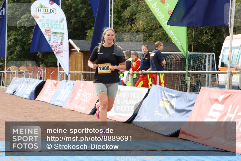 14.09.2025 - Airport Race Strokosch-Dieckow http://msf.ph/oto/8889691 14.09.2025 13:04:32 Ziel 881, 922, 1361, 1888 meine-sportfotos.de