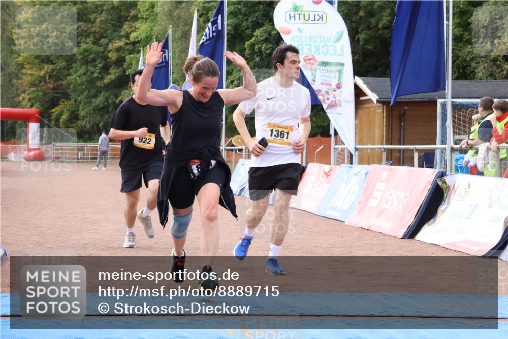 14.09.2025 - Airport Race Strokosch-Dieckow http://msf.ph/oto/8889715 14.09.2025 13:04:35 Ziel 59, 881, 922, 1361, 1888 meine-sportfotos.de