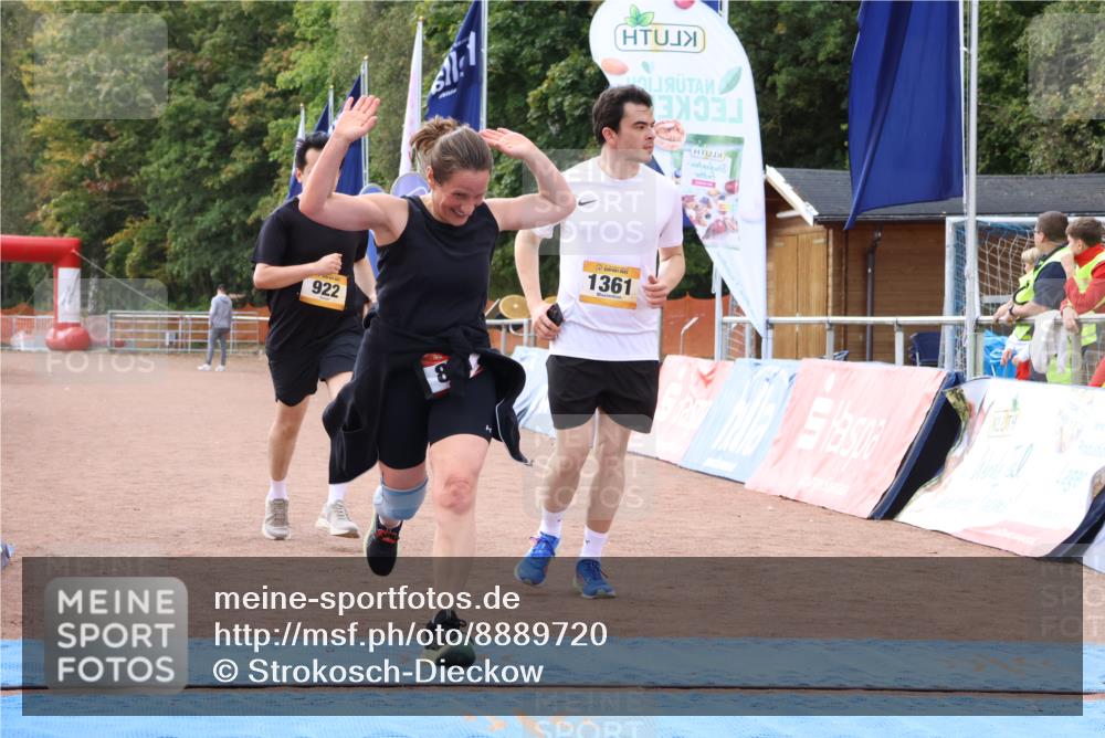 14.09.2025 - Airport Race Strokosch-Dieckow http://msf.ph/oto/8889720 14.09.2025 13:04:35 Ziel 59, 881, 922, 1361, 1888 meine-sportfotos.de