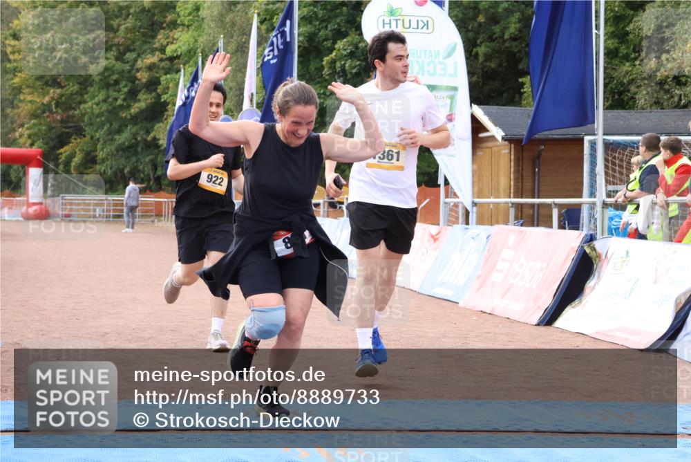 14.09.2025 - Airport Race Strokosch-Dieckow http://msf.ph/oto/8889733 14.09.2025 13:04:35 Ziel 59, 881, 922, 1361, 1888 meine-sportfotos.de