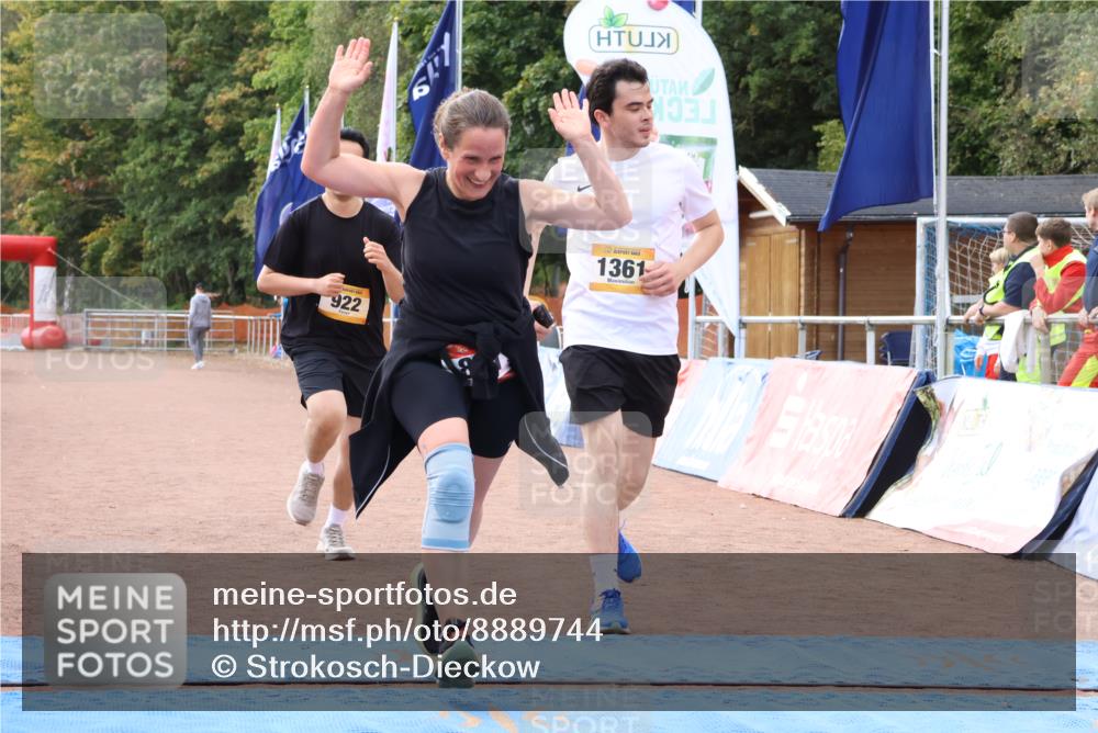 14.09.2025 - Airport Race Strokosch-Dieckow http://msf.ph/oto/8889744 14.09.2025 13:04:36 Ziel 59, 881, 922, 1361, 1888 meine-sportfotos.de