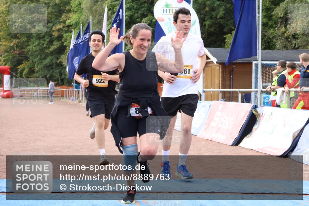 14.09.2025 - Airport Race Strokosch-Dieckow http://msf.ph/oto/8889763 14.09.2025 13:04:36 Ziel 59, 881, 922, 1361, 1888 meine-sportfotos.de