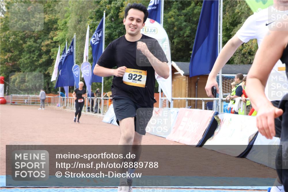 14.09.2025 - Airport Race Strokosch-Dieckow http://msf.ph/oto/8889788 14.09.2025 13:04:37 Ziel 59, 881, 922, 1361, 1888 meine-sportfotos.de
