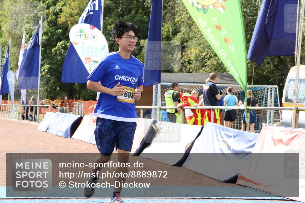 14.09.2025 - Airport Race Strokosch-Dieckow http://msf.ph/oto/8889872 14.09.2025 13:05:14 Ziel 1692 meine-sportfotos.de