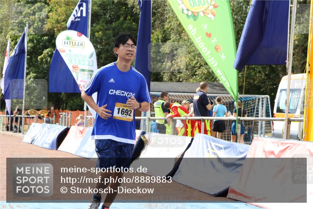 14.09.2025 - Airport Race Strokosch-Dieckow http://msf.ph/oto/8889883 14.09.2025 13:05:14 Ziel 1692 meine-sportfotos.de