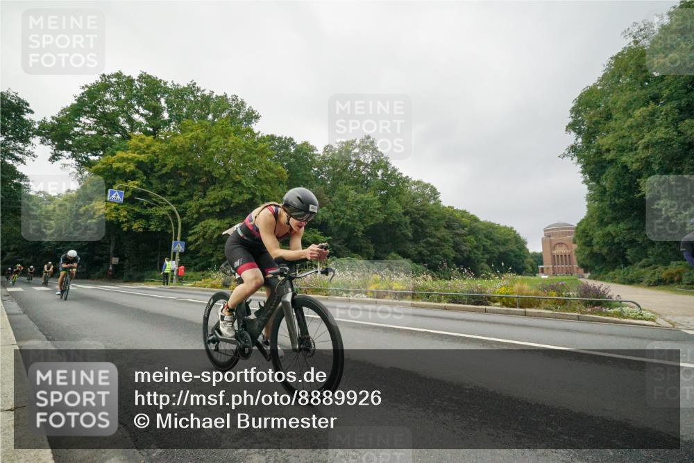 14.09.2025 - Stadtparktriathlon Michael Burmester http://msf.ph/oto/8889926 14.09.2025 09:23:28 Radfahren 313, 319, 325, 360, 369, 436, 463 meine-sportfotos.de