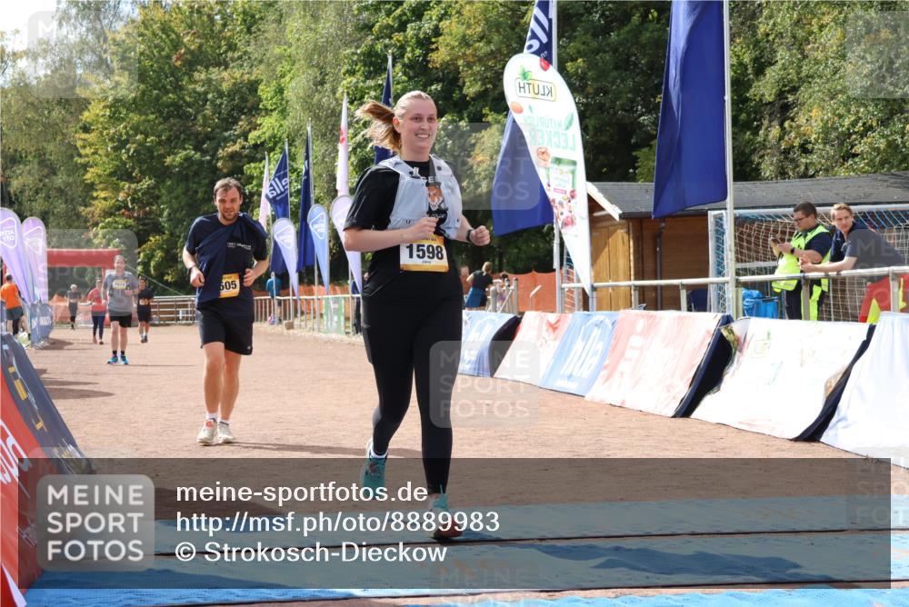 14.09.2025 - Airport Race Strokosch-Dieckow http://msf.ph/oto/8889983 14.09.2025 13:06:02 Ziel 1505, 1598, 1674 meine-sportfotos.de
