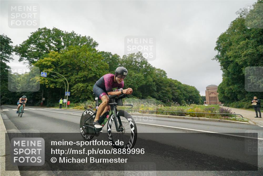 14.09.2025 - Stadtparktriathlon Michael Burmester http://msf.ph/oto/8889996 14.09.2025 09:25:37 Radfahren 316, 425, 431, 481, 483 meine-sportfotos.de