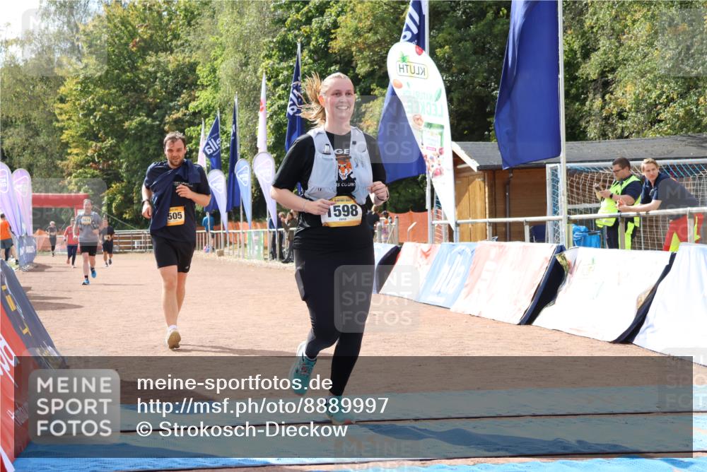 14.09.2025 - Airport Race Strokosch-Dieckow http://msf.ph/oto/8889997 14.09.2025 13:06:02 Ziel 1505, 1598, 1674 meine-sportfotos.de