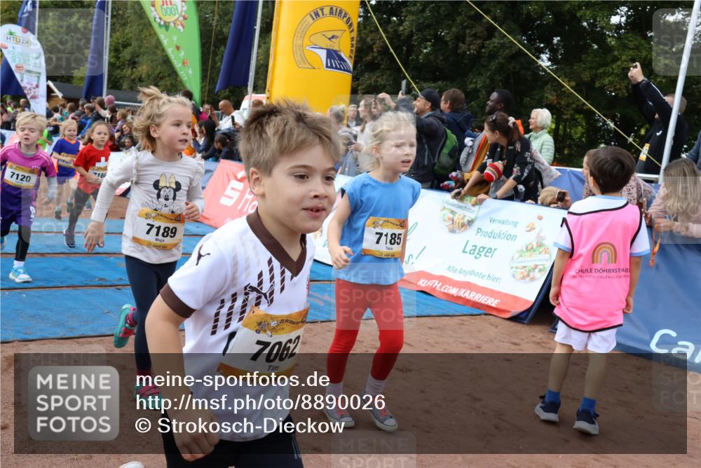 14.09.2025 - Airport Race Strokosch-Dieckow http://msf.ph/oto/8890026 14.09.2025 11:20:47 Ziel  meine-sportfotos.de