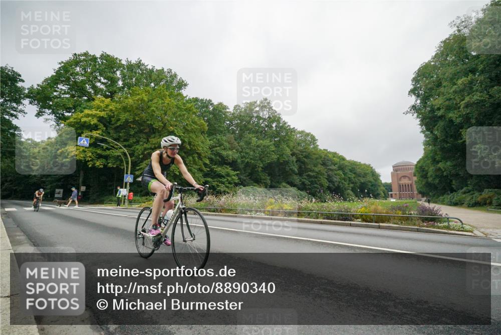 14.09.2025 - Stadtparktriathlon Michael Burmester http://msf.ph/oto/8890340 14.09.2025 09:36:19 Radfahren 463, 485 meine-sportfotos.de