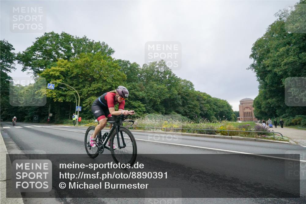 14.09.2025 - Stadtparktriathlon Michael Burmester http://msf.ph/oto/8890391 14.09.2025 09:40:12 Radfahren 454, 464, 481, 482 meine-sportfotos.de