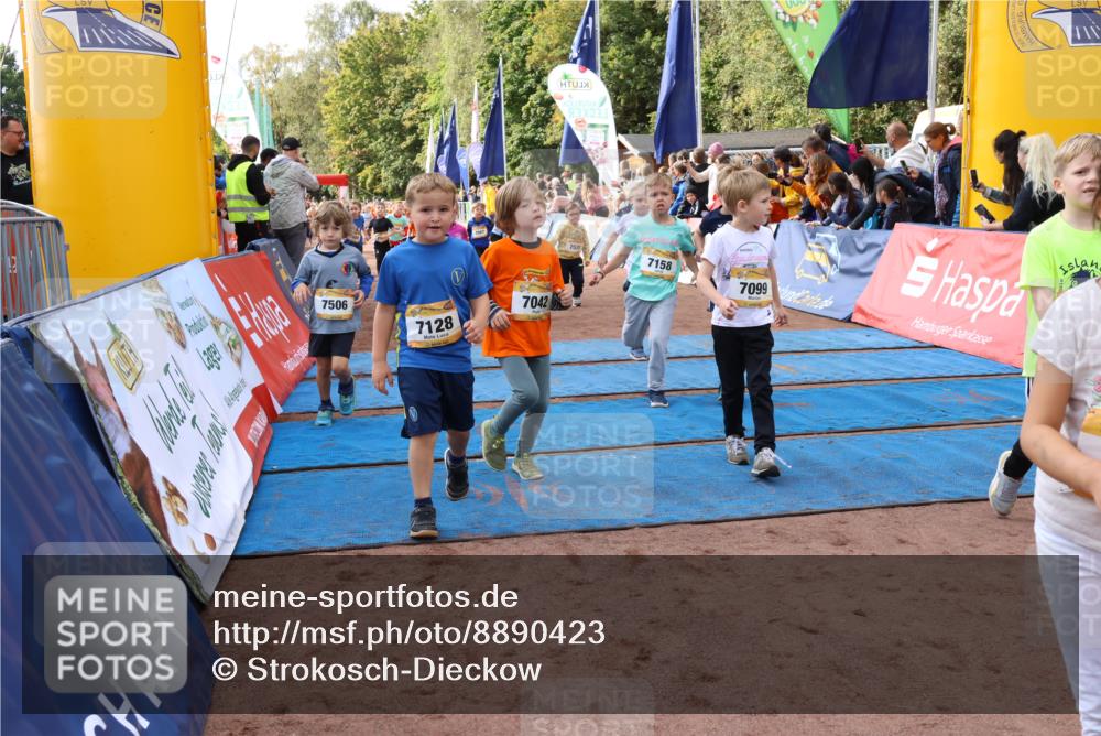 14.09.2025 - Airport Race Strokosch-Dieckow http://msf.ph/oto/8890423 14.09.2025 11:20:54 Ziel  meine-sportfotos.de