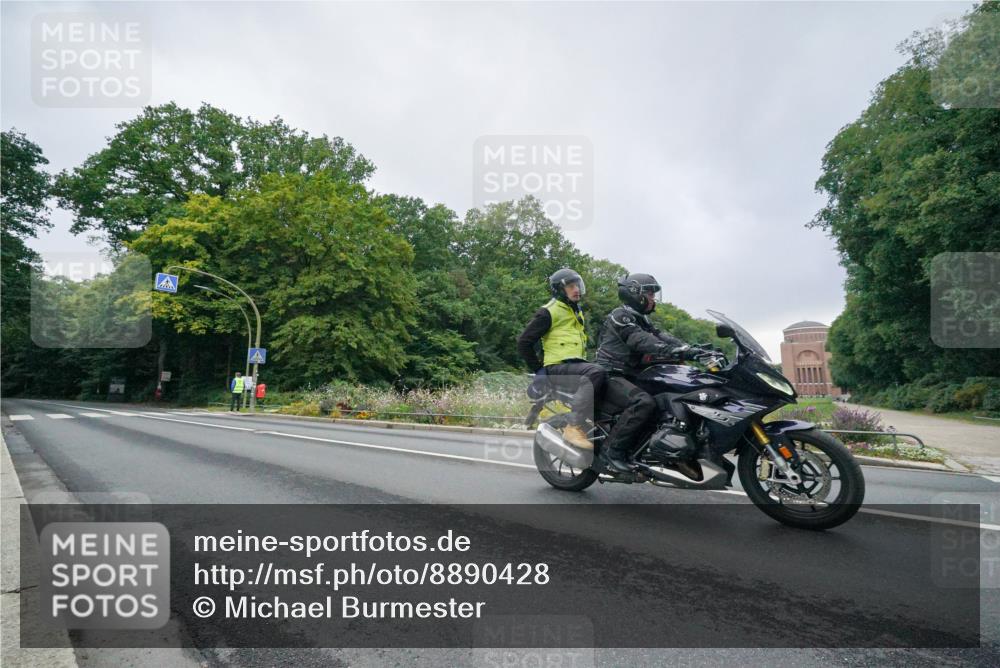 14.09.2025 - Stadtparktriathlon Michael Burmester http://msf.ph/oto/8890428 14.09.2025 09:41:24 Radfahren  meine-sportfotos.de