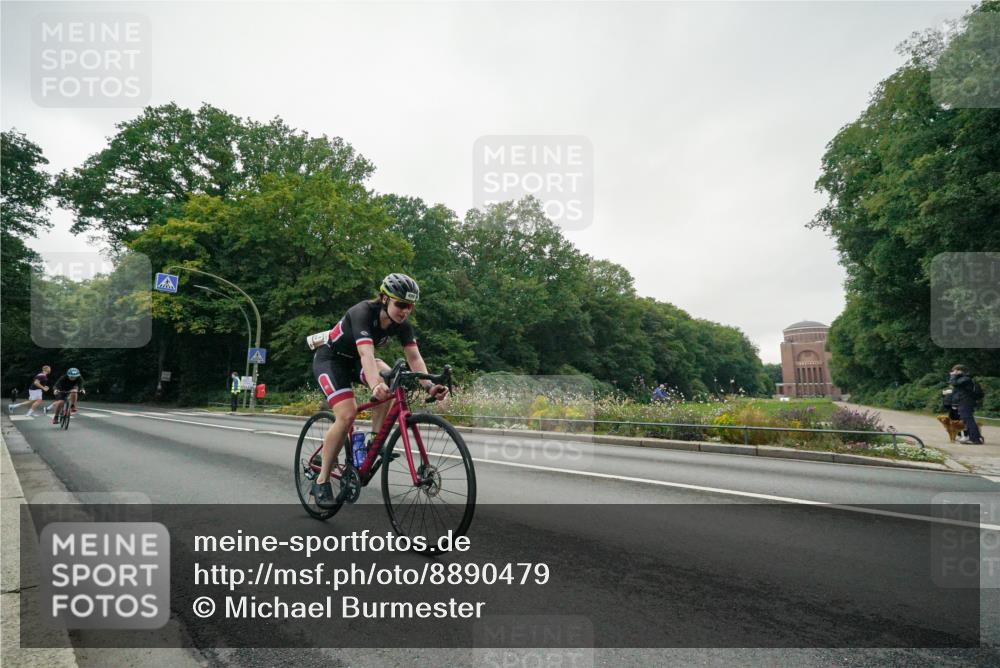 14.09.2025 - Stadtparktriathlon Michael Burmester http://msf.ph/oto/8890479 14.09.2025 09:46:43 Radfahren 382, 471, 499 meine-sportfotos.de