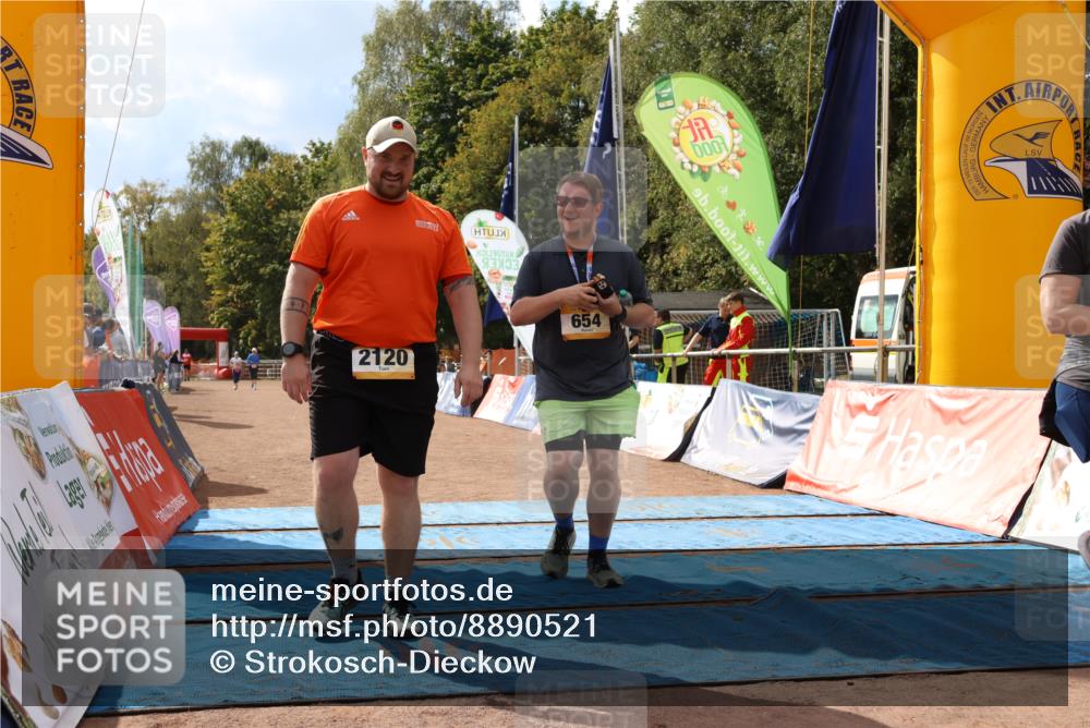 14.09.2025 - Airport Race Strokosch-Dieckow http://msf.ph/oto/8890521 14.09.2025 13:07:37 Ziel 1304, 2120 meine-sportfotos.de
