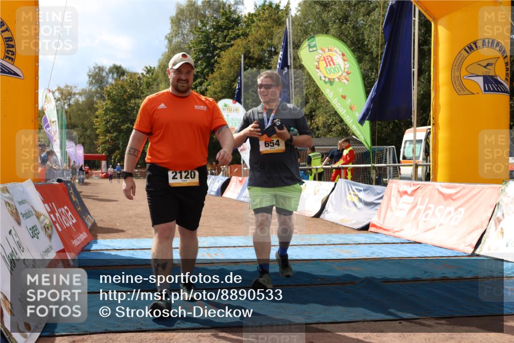 14.09.2025 - Airport Race Strokosch-Dieckow http://msf.ph/oto/8890533 14.09.2025 13:07:37 Ziel 1304, 2120 meine-sportfotos.de