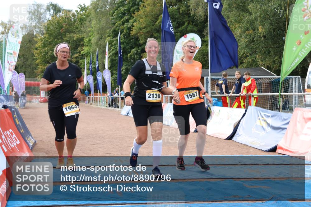 14.09.2025 - Airport Race Strokosch-Dieckow http://msf.ph/oto/8890796 14.09.2025 13:09:02 Ziel 1567, 2136 meine-sportfotos.de