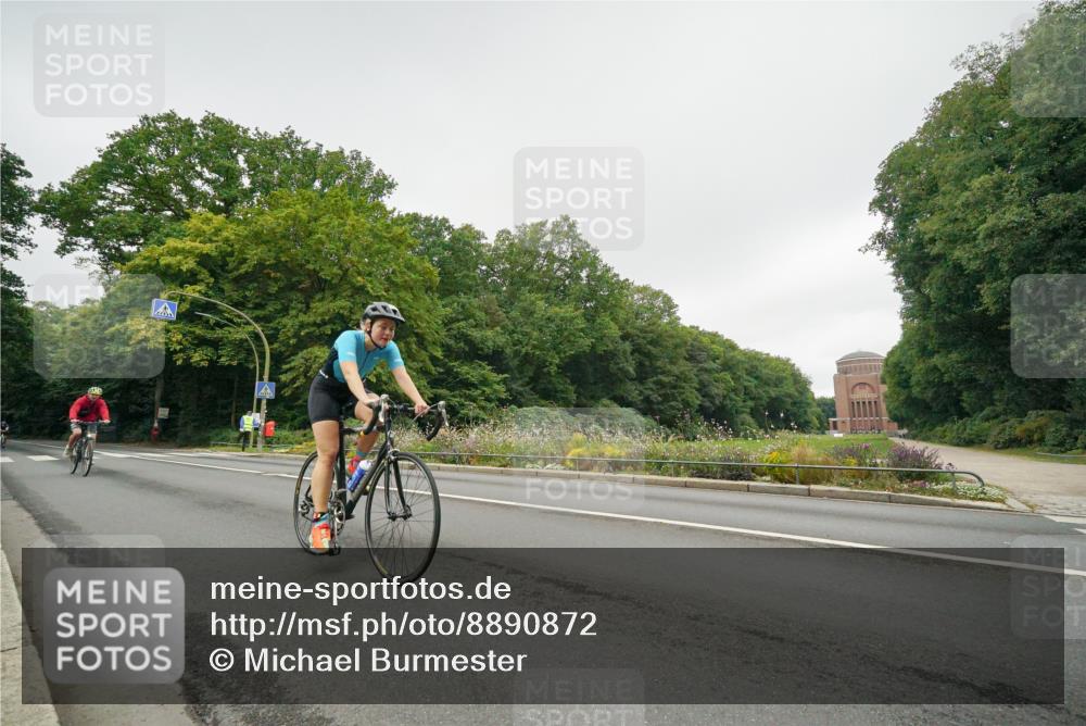 14.09.2025 - Stadtparktriathlon Michael Burmester http://msf.ph/oto/8890872 14.09.2025 10:10:45 Radfahren 514, 529, 564, 620 meine-sportfotos.de