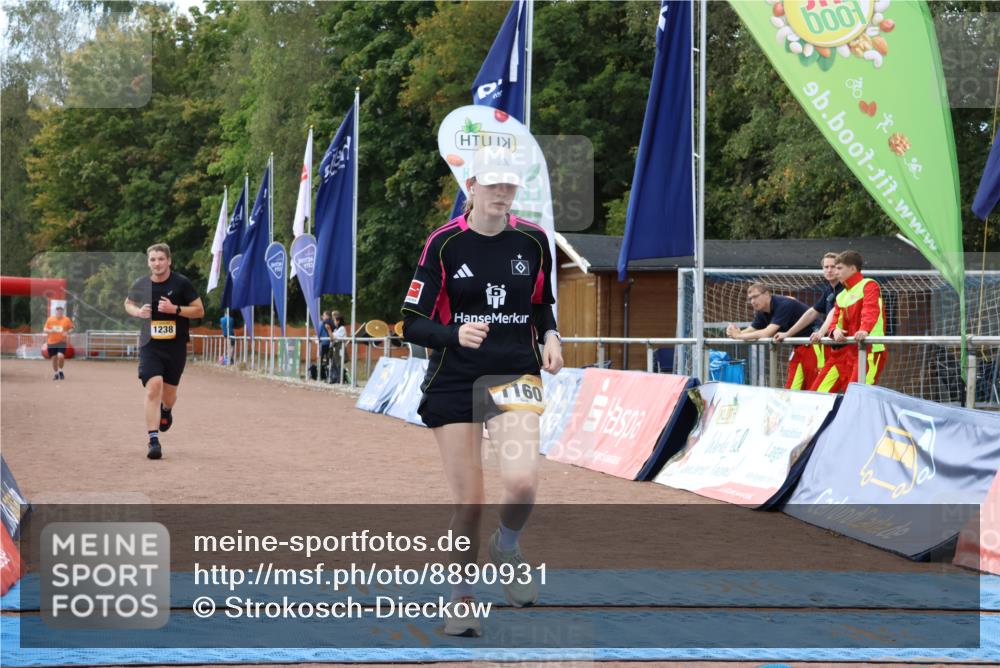 14.09.2025 - Airport Race Strokosch-Dieckow http://msf.ph/oto/8890931 14.09.2025 13:10:32 Ziel 1160, 1238 meine-sportfotos.de