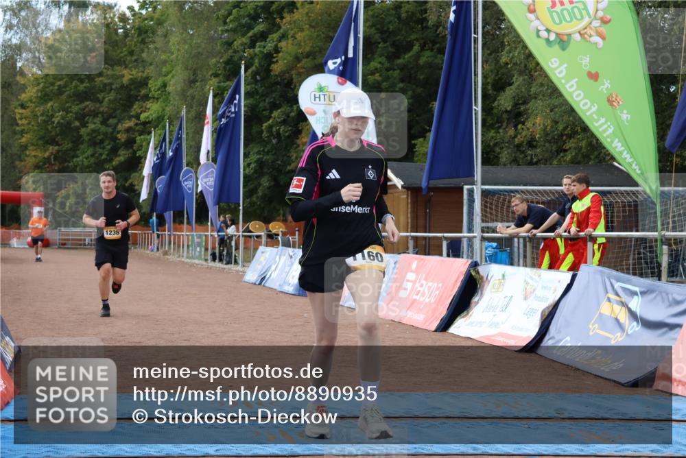 14.09.2025 - Airport Race Strokosch-Dieckow http://msf.ph/oto/8890935 14.09.2025 13:10:32 Ziel 1160, 1238 meine-sportfotos.de