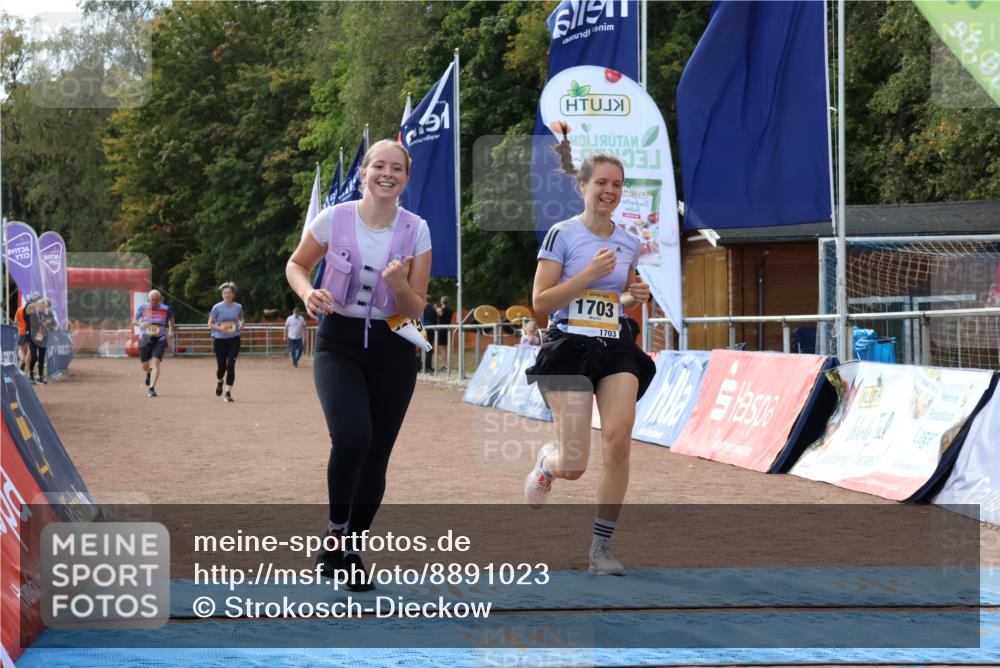 14.09.2025 - Airport Race Strokosch-Dieckow http://msf.ph/oto/8891023 14.09.2025 13:12:12 Ziel 532, 1015, 1703 meine-sportfotos.de