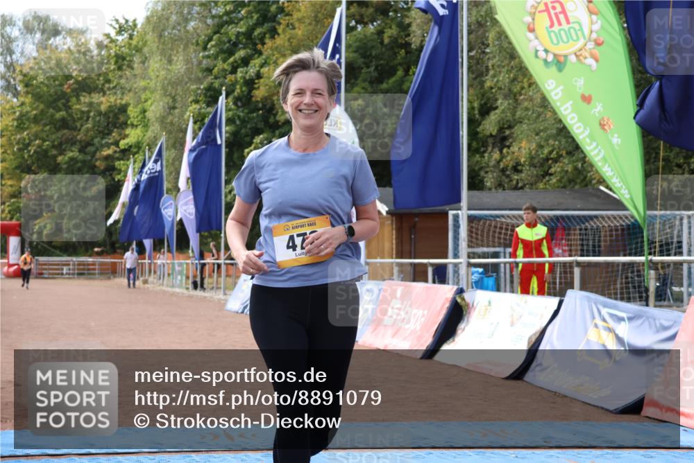 14.09.2025 - Airport Race Strokosch-Dieckow http://msf.ph/oto/8891079 14.09.2025 13:12:24 Ziel 478, 532 meine-sportfotos.de