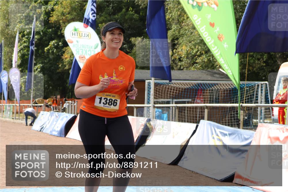 14.09.2025 - Airport Race Strokosch-Dieckow http://msf.ph/oto/8891211 14.09.2025 13:13:57 Ziel 376, 1386 meine-sportfotos.de