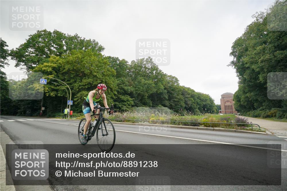 14.09.2025 - Stadtparktriathlon Michael Burmester http://msf.ph/oto/8891238 14.09.2025 10:26:59 Radfahren 514, 544, 631, 718 meine-sportfotos.de