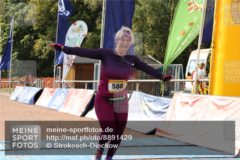 14.09.2025 - Airport Race Strokosch-Dieckow http://msf.ph/oto/8891429 14.09.2025 13:15:41 Ziel 588 meine-sportfotos.de