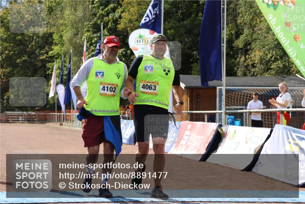 14.09.2025 - Airport Race Strokosch-Dieckow http://msf.ph/oto/8891477 14.09.2025 13:17:07 Ziel 483, 4063, 4102 meine-sportfotos.de