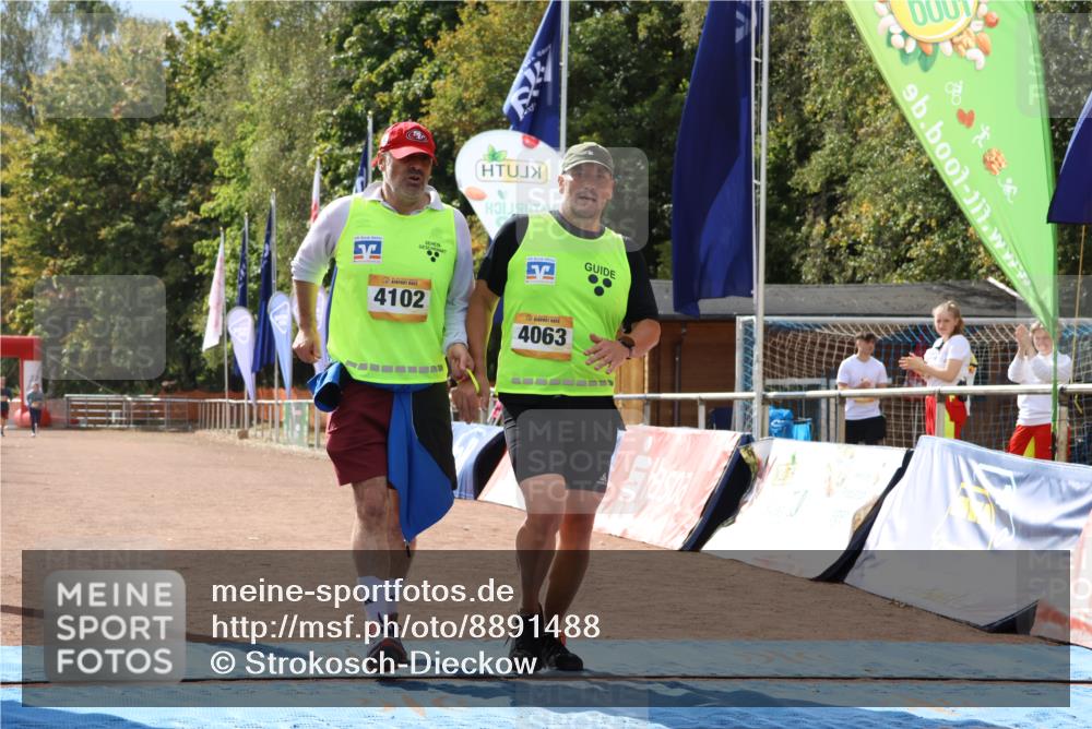 14.09.2025 - Airport Race Strokosch-Dieckow http://msf.ph/oto/8891488 14.09.2025 13:17:07 Ziel 483, 4063, 4102 meine-sportfotos.de